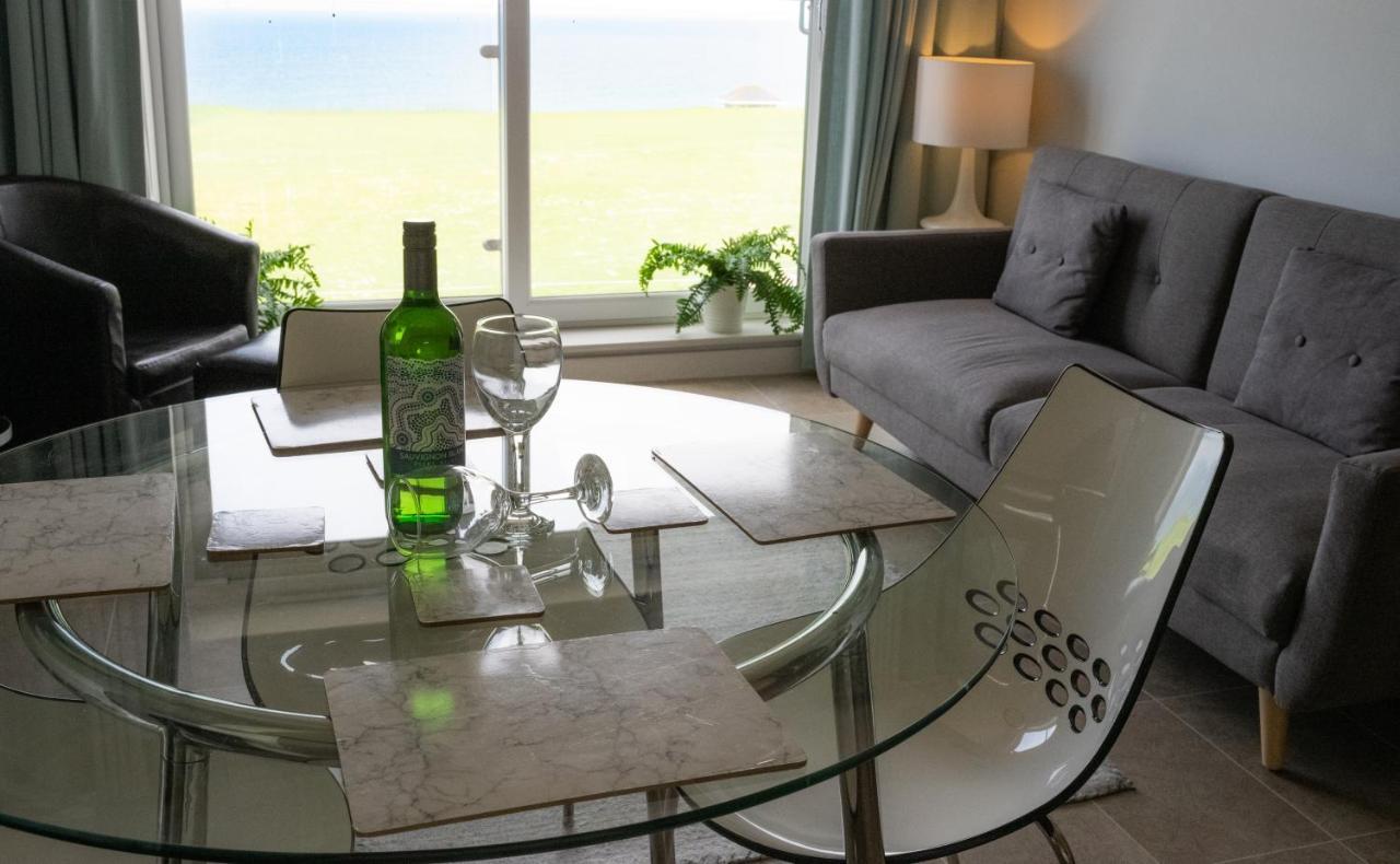 Stunning Sea Views, Luxury Apartment Beaches & Restaurants Are A Short Walk Away New Quay Exterior foto